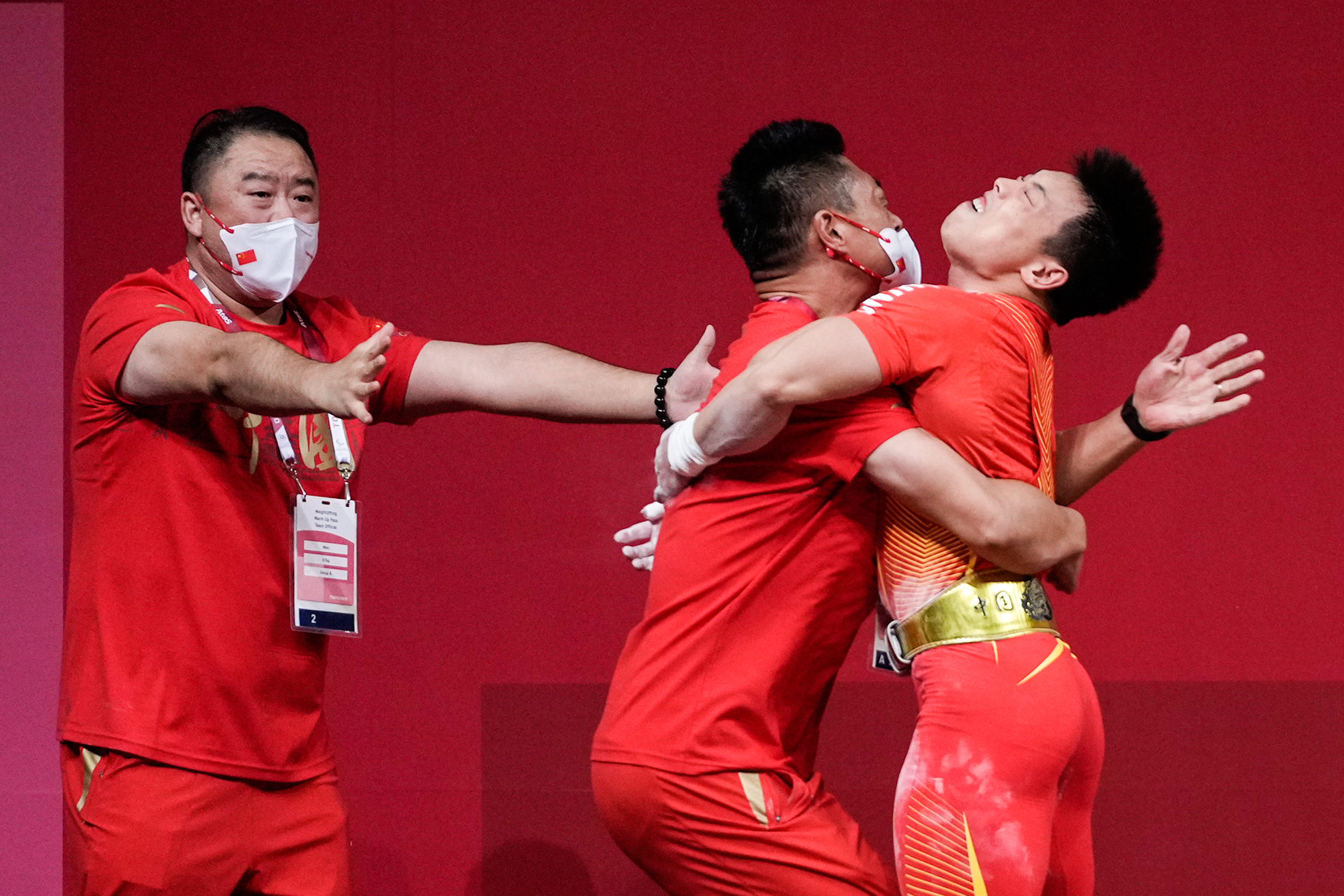 关于波尔图今日表现抢眼，国安整场无解，教练赛后亲自拥抱的信息