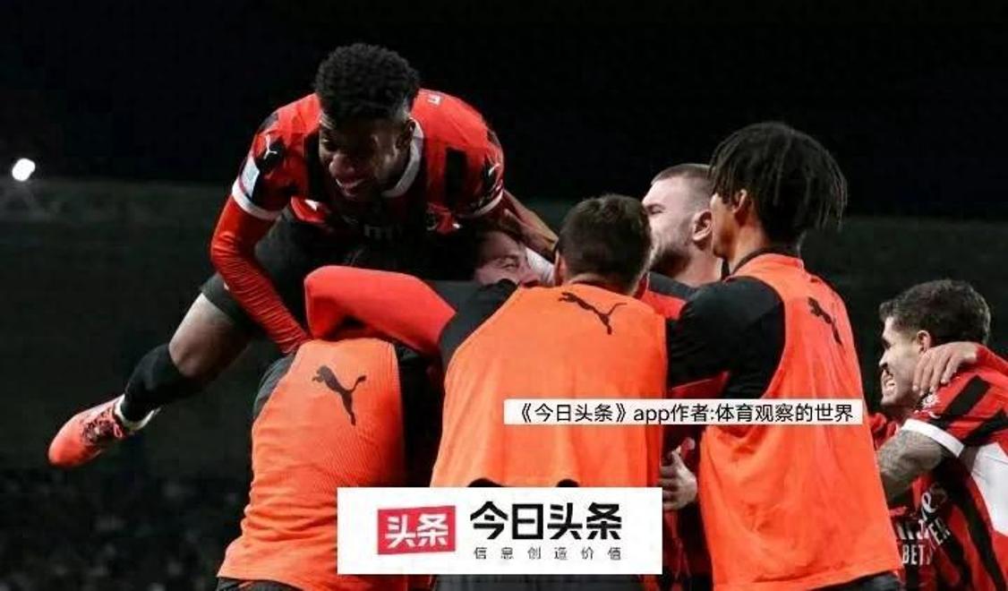 关于莱比锡重伤倒地，国米全队围拢祈祷，场面感人的信息